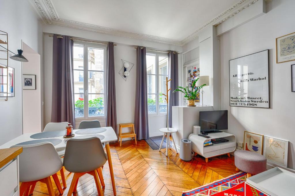 Appartement Very nice flat at the heart of the 9th arrondissement of Paris - Welkeys 18 rue de Provence 75009 Paris