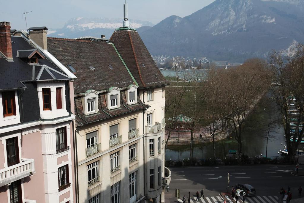 Appartement Very nice flat with terrace in the heart of Annecy Old Town - Welkeys 5 rue du Lac 74000 Annecy