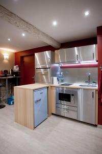 Very Nice Studio Ideal For 2 Near The Halles