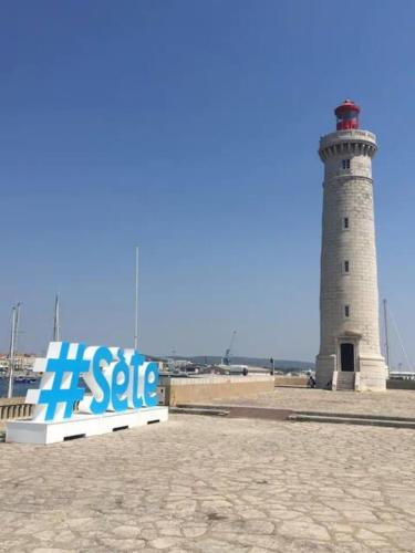 Very quiet loft - bright and sunny in Sète