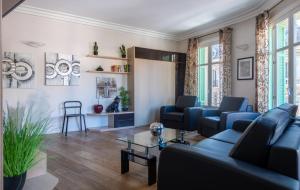 VICTOR HUGO - Modern and sunny, terrace, 2 baths