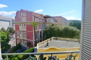 Appartement Victor Hugo Palais AP3061 by Riviera Holiday Homes VICTOR HUGO, 5 06000 Nice Provence-Alpes-Côte d\'Azur