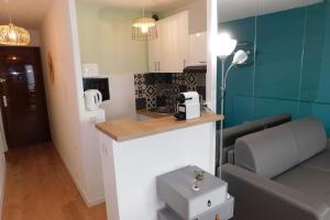 Victoria Studio close to the beach and festival palace