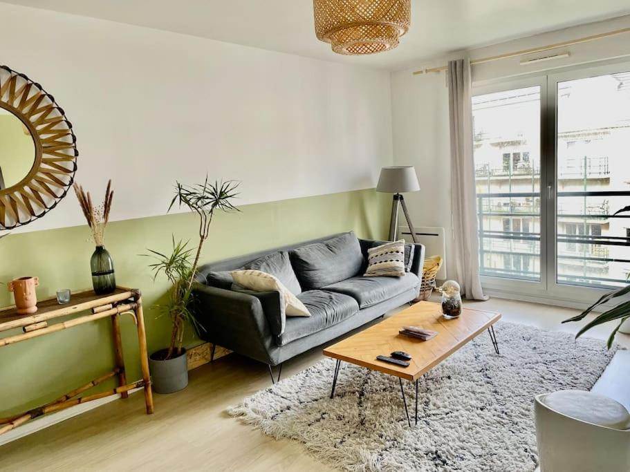 Appartement Vieux Lille, superbe appartement dans résidence 71 rue saint Sébastien 59800 Lille