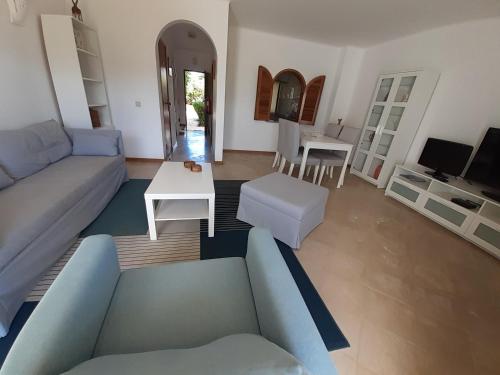 Vila Gaivota with Terrace in Ferragudo
