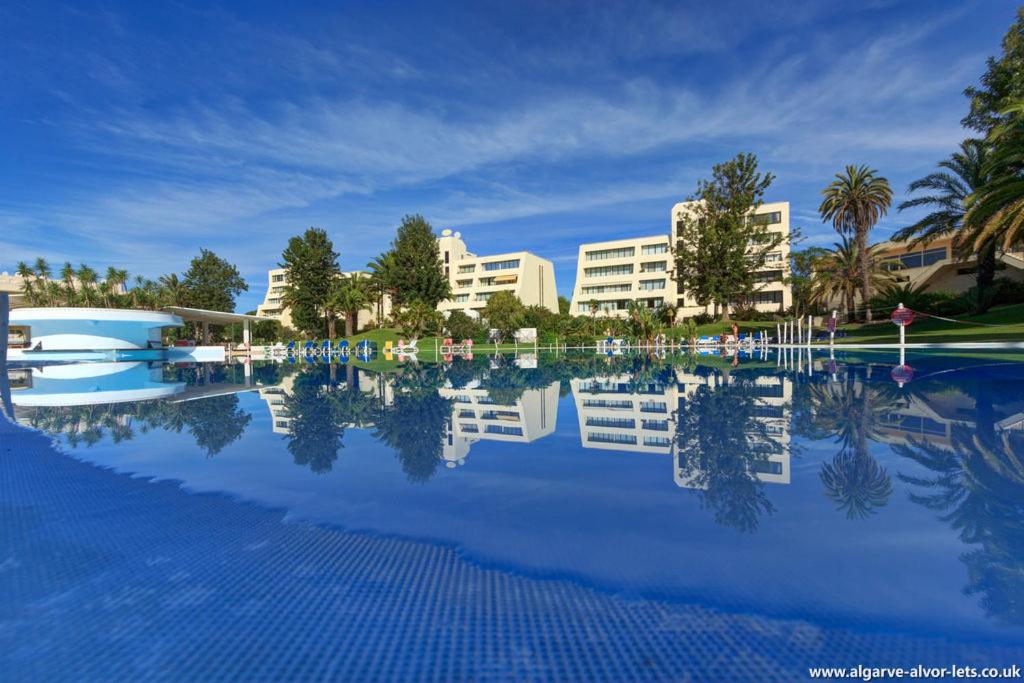 Vila Marachique Retreat Alvor Apartment 002, Vila marachique, Alvor, Portimao 8500 Algarve portugal, 8500-044 Alvor