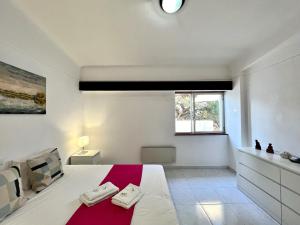 Vilamoura Blue Lagoon With Pool by Homing