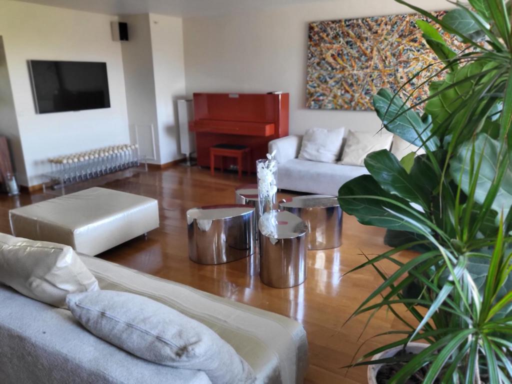 Villa 6 personnes dans résidence calme, grande terrasse, 5 mn de la plage