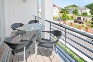 Villa Antje FeWo Nr 08, inklusive Sauna und Schwimmbadnutzung im AHOI Sellin