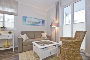 Villa Buskam FeWo 24 Balkon, Sauna- u Schwimmbadnutzung