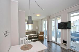 Villa Buskam FeWo 30 Balkon, Sauna- u Schwimmbadnutzung