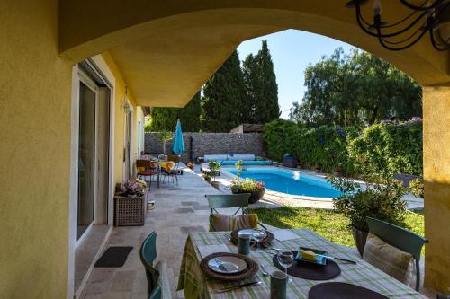 Villa de la Terre Blanche