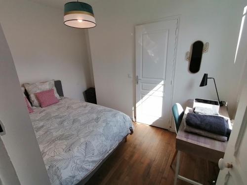 Villa des Roses Appart T2, 31m2, 1er étage, vue jardin, \