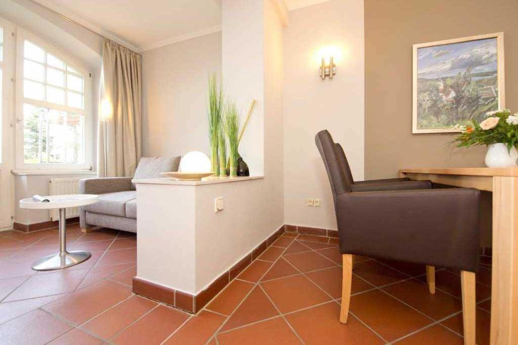 Appartement Villa Dora App 03 Strandpromenade 30 17429 Bansin