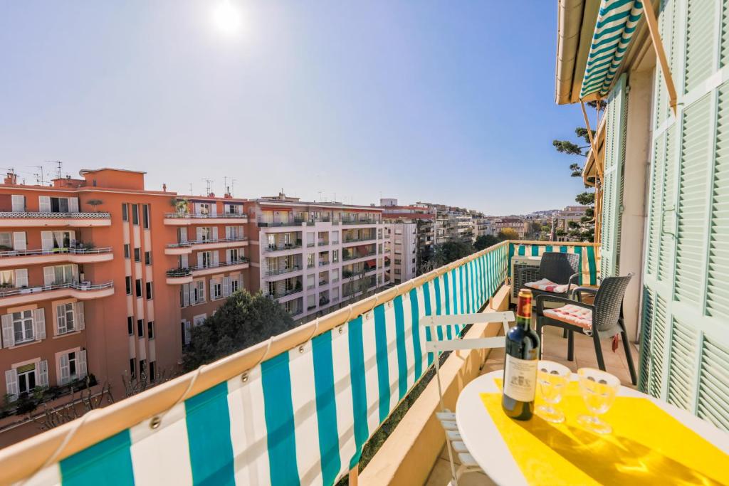 VILLA DUBOUCHAGE - Nice DUBOUCHAGE 22, 06000 Nice