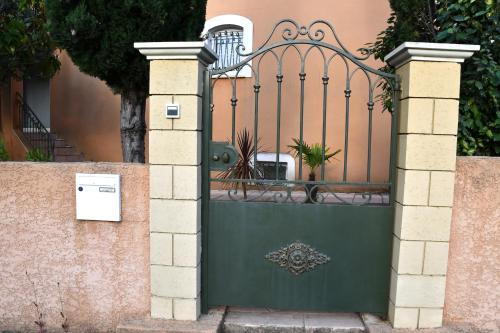 Villa F5-Wifi-piscine Saint Gely du Fesc