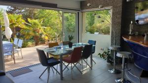 Villa les Agapanthes avec piscine et SPA chauffée dans votre appartement