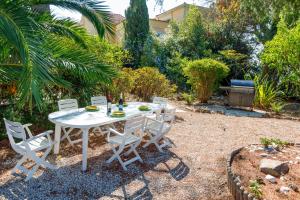 Villa Les Cyprès YourHostHelper