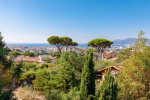 Appartement Villa Les Cyprès YourHostHelper 56 Boulevard de l'Estérel 06150 Cannes Provence-Alpes-Côte d\'Azur