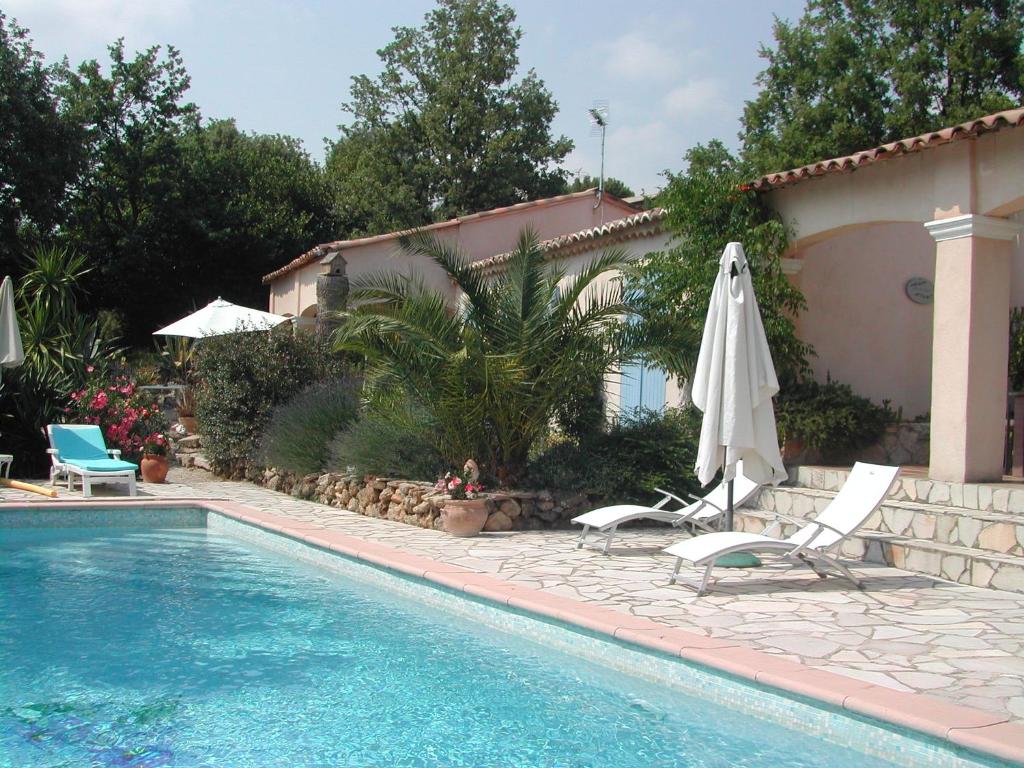 Villa Pharima 568 chemin des bernardins, 83690 Tourtour