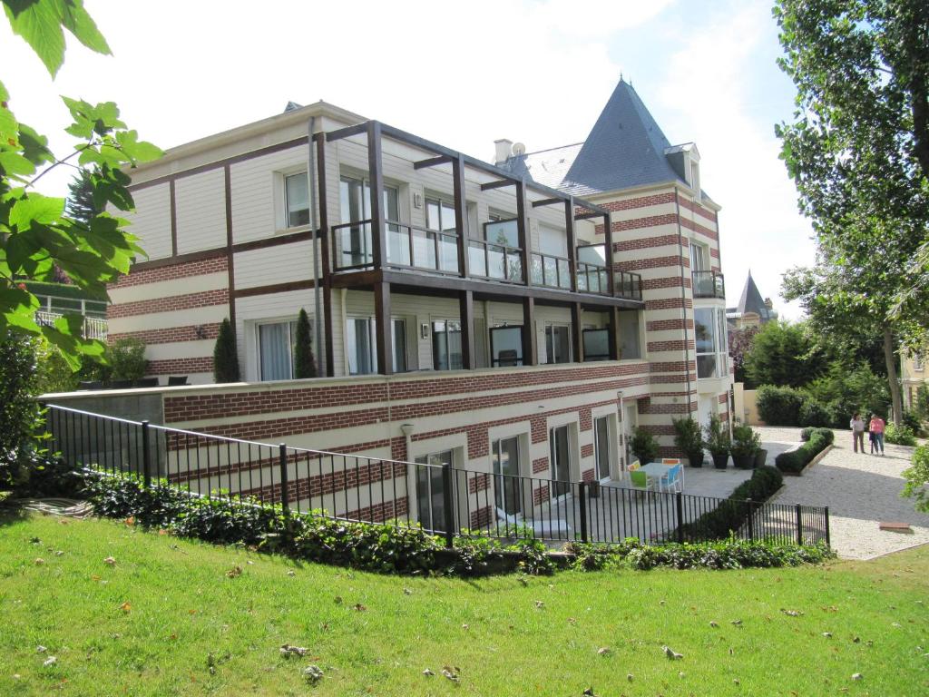 Appartement Villa Régina 11 bis rue Chalet Cordier 14360 Trouville-sur-Mer