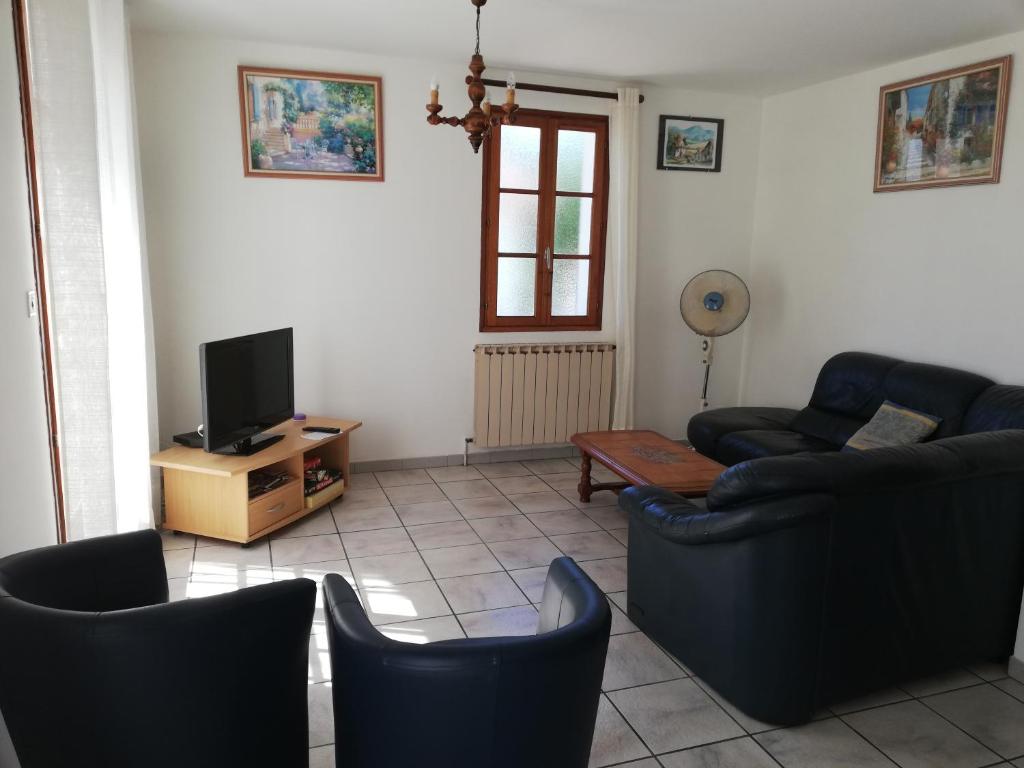 Appartement villa rue gainekoa 1er étage 29 Rue Gainekoa 64250 Cambo-les-Bains