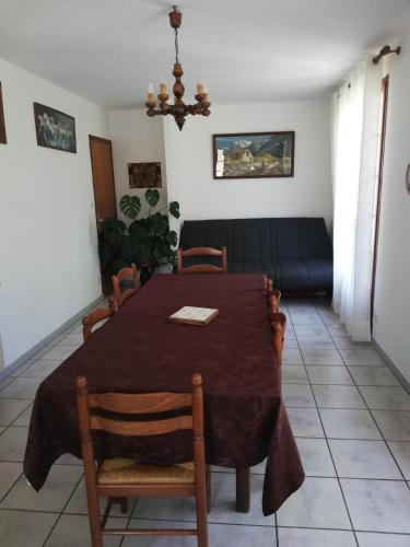 villa rue gainekoa 1er étage