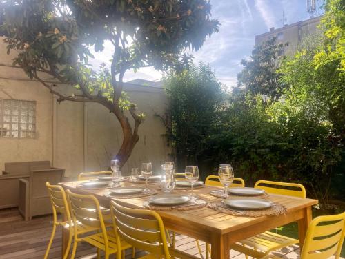 Villa Sardou - Terrace & Garden - City Center - Wifi - AC