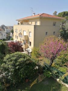 Appartement Villa Soraya , quiet location with big garden near beach and old town of NICE 8 Vieux Chemin de Gairaut 06100 Nice Provence-Alpes-Côte d\'Azur