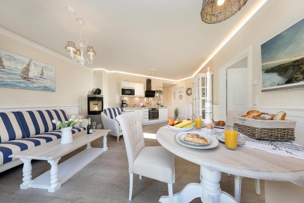 Villa Strandblick Villa Strandblick 8 Seestrasse 32, 18374 Zingst