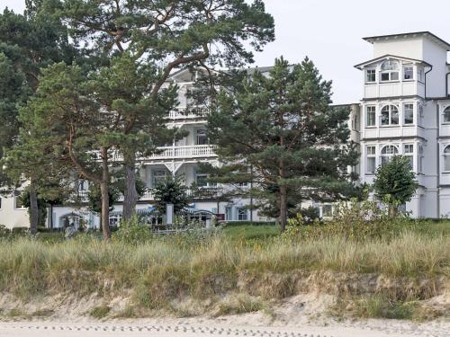 Villa Strandburg F 409 WG 10 mit Balkon und Meerblick