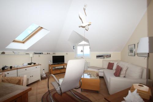 Villa Strandeck FeWo 08 strandnah, Meerblick, Balkon, Strandkorb saisonal