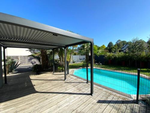 Villa Val de Rance Pool