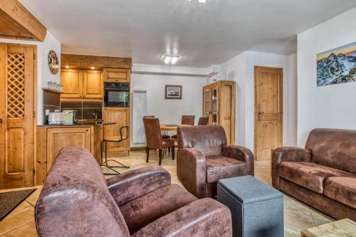 Villa Vallet- Newly renovated 2 bedroom nestled near the main street