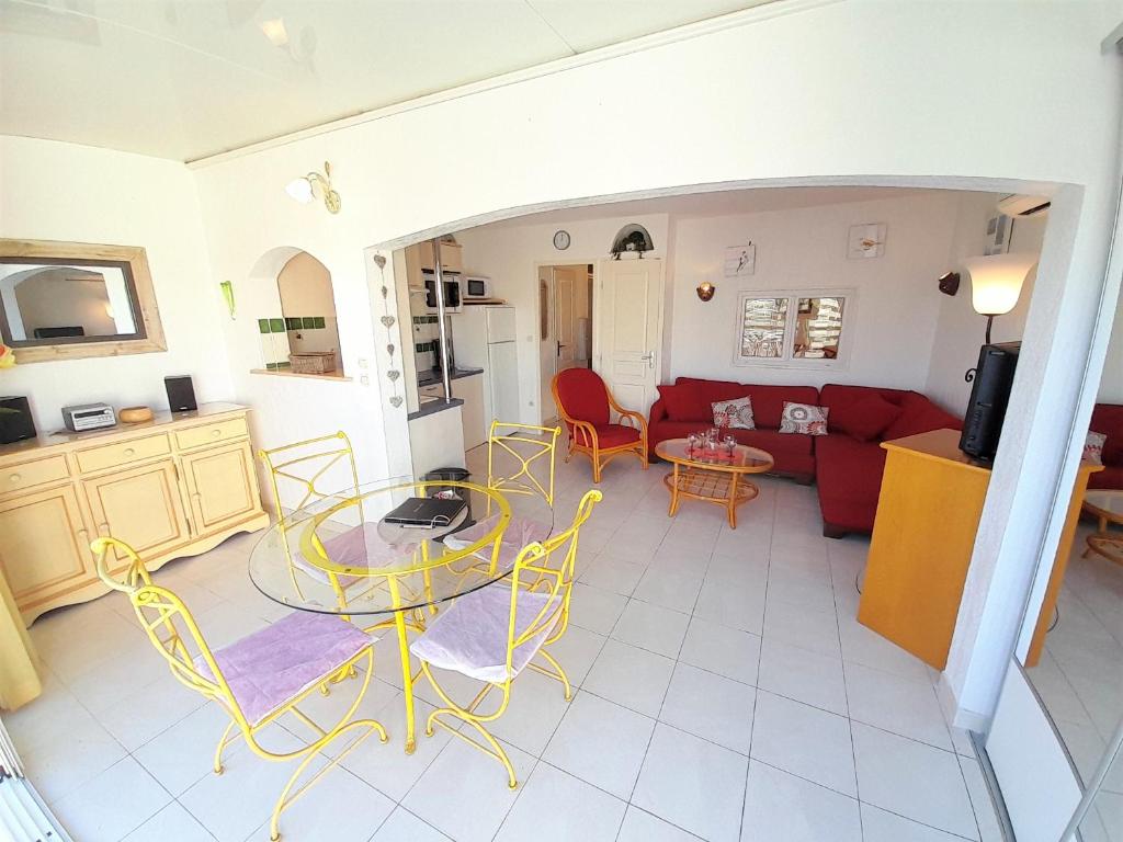 Appartement Villa Village Naturiste Coco Girl Boulevard des Matelots 34300 Le Cap d\'Agde