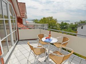 Appartement Villa Vilmblick - Wohnung 23 mit Meerblick-Balkon Dorfstr. 13 - Apartment 023 18581 Lauterbach Mecklembourg-Poméranie