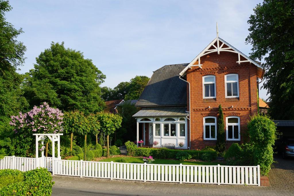 Villa Wilhelmina Hollenworther Straße 12, 21745 Hemmoor