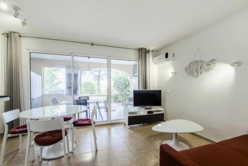 Village Pont Royal en Provence - maeva Home - Appartement 2 Pièces 2 Personnes