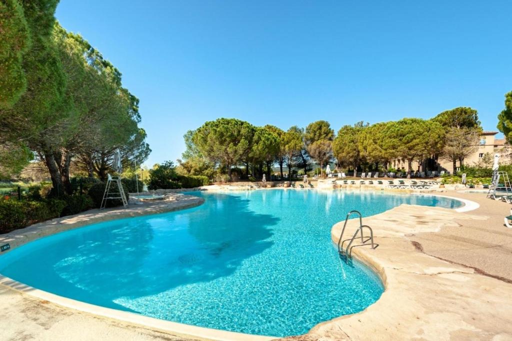 Appartement Village Pont Royal en Provence - maeva Home - Appartement 3 pièces 6 person 434 Domaine et Golf de Pont Royal 13370 Mallemort