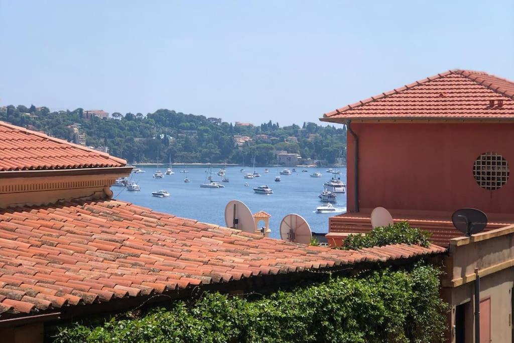 Appartement Villefranche sur mer, bel appartement, vue mer 10 Avenue Sadi Carnot 06230 Villefranche-sur-Mer