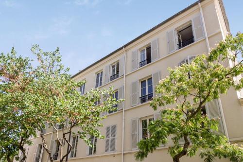 Vintage and calm flat in a typical building at the doors of Paris - Welkeys