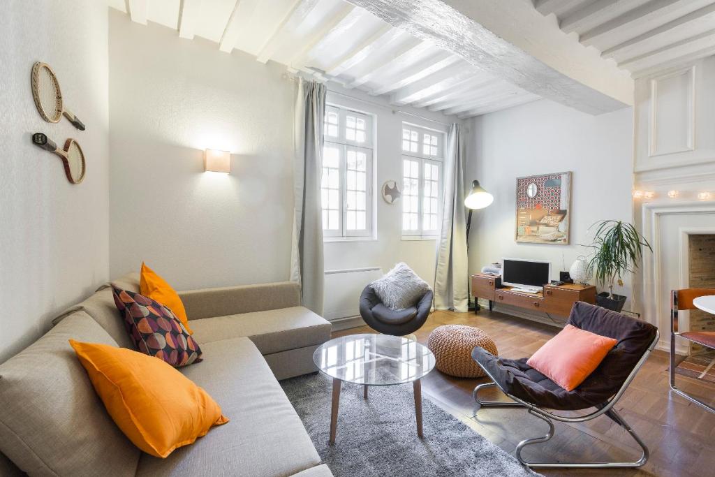 Appartement Vintage by Cocoonr 4 Rue de la Psalette 35000 Rennes
