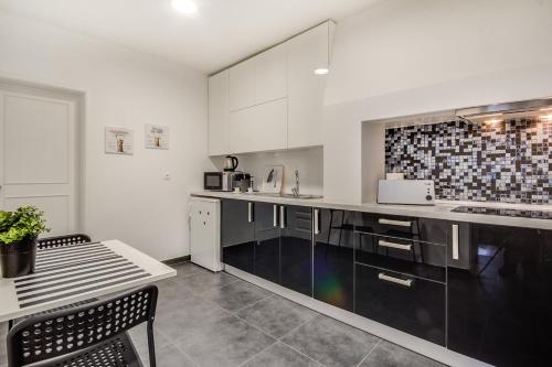 Visit Lisbon 4fun - Anjos Apartment