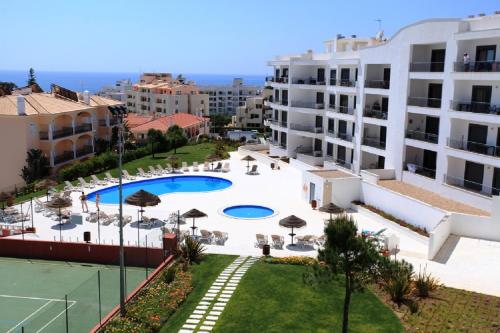 Vista das Ondas Olhos de Agua Apartment