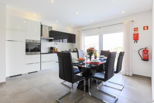 Vitamin Sea, The Beach Apartment