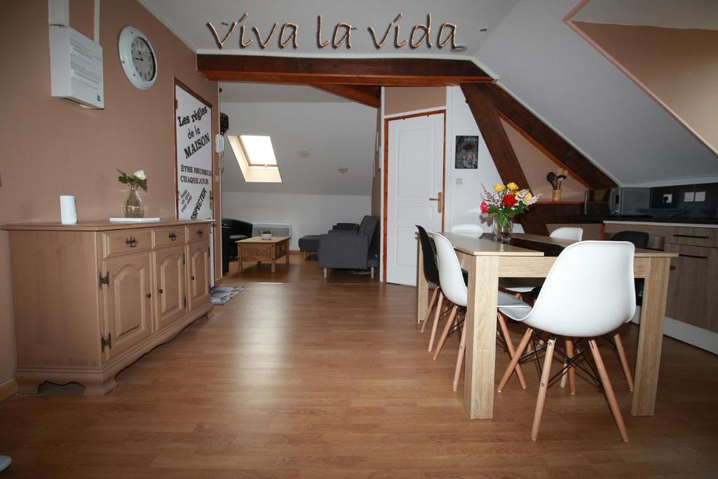 Appartement VIVA LA VIDA 1 Rue de la Foulerie 02800 La Fère