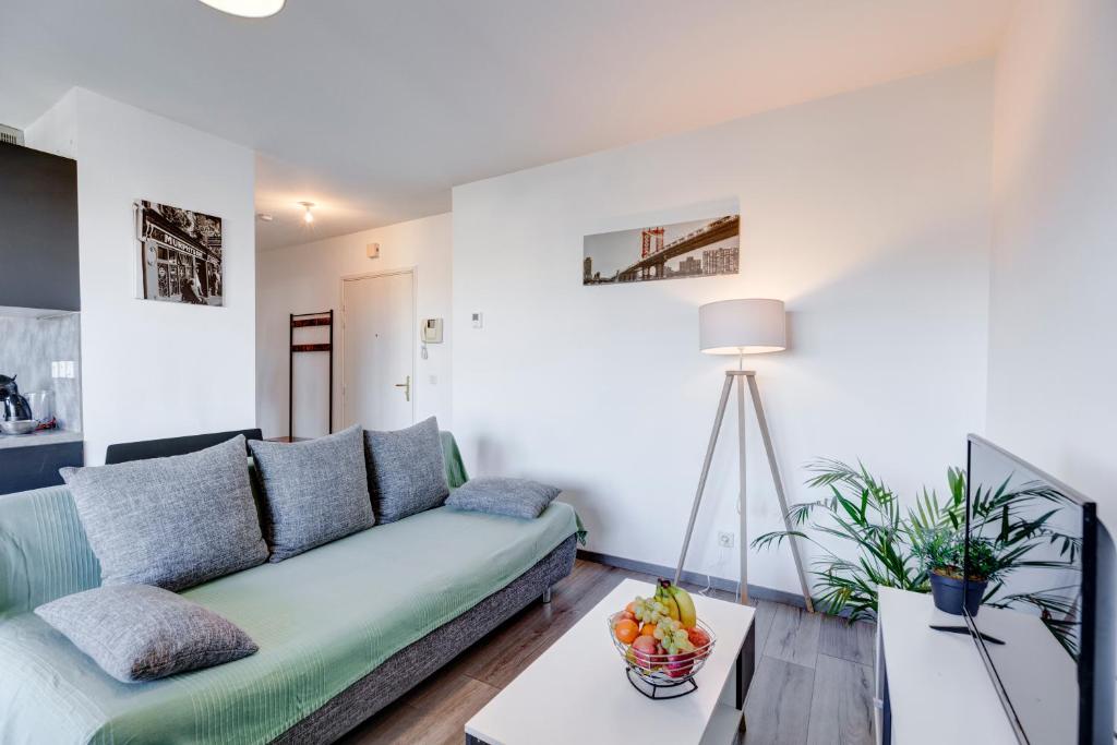 Appartement Viva Leman- HYPERCENTRE - VUE PANORAMIQUE- PARKING - WIFI Bat B APT405 11 Rue du Chablais 74200 Thonon-les-Bains