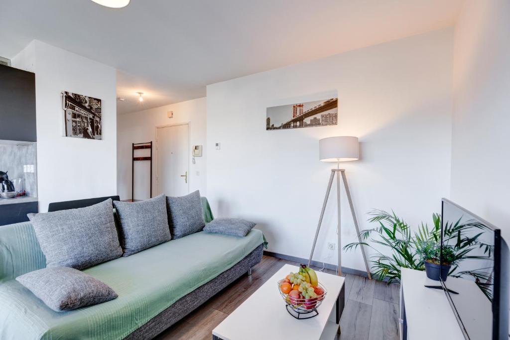 Viva Leman- HYPERCENTRE - VUE PANORAMIQUE- PARKING - WIFI Bat B APT405 11 Rue du Chablais, 74200 Thonon-les-Bains