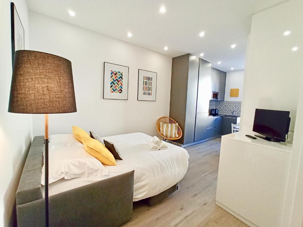 Appartement Viva Riviera Brand New 1 Bedroom close Croisette 15 Rue des Frères Pradignac 06400 Cannes