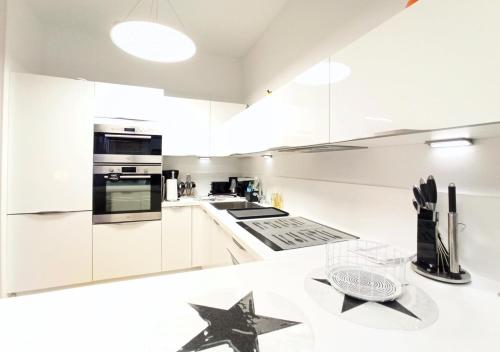 Viva Riviera - Modern Brand New 1 Bedroom Palais Foch